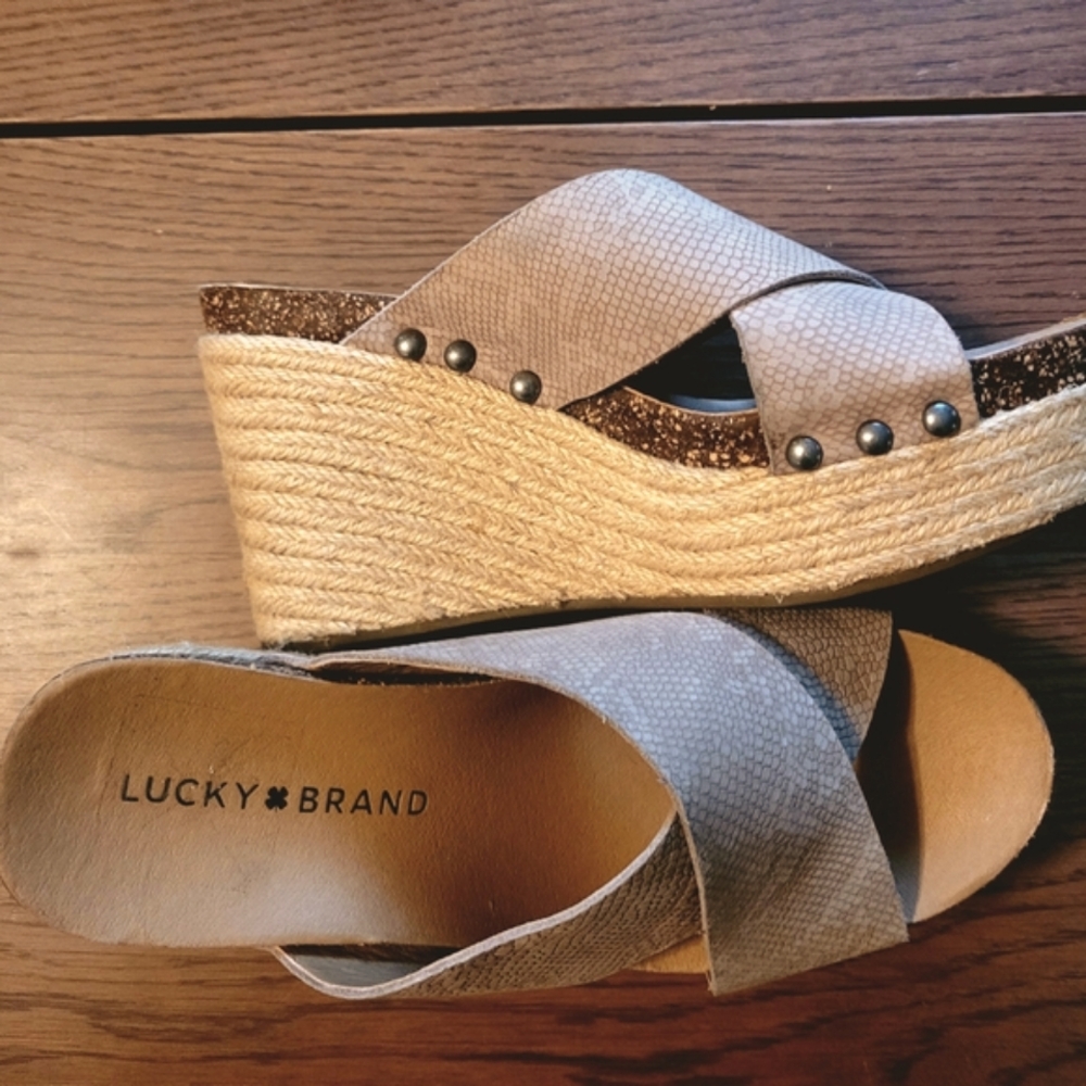 Lucky Brand Women's Neeka Tan Wedge Sandals - Picture 2 of 6